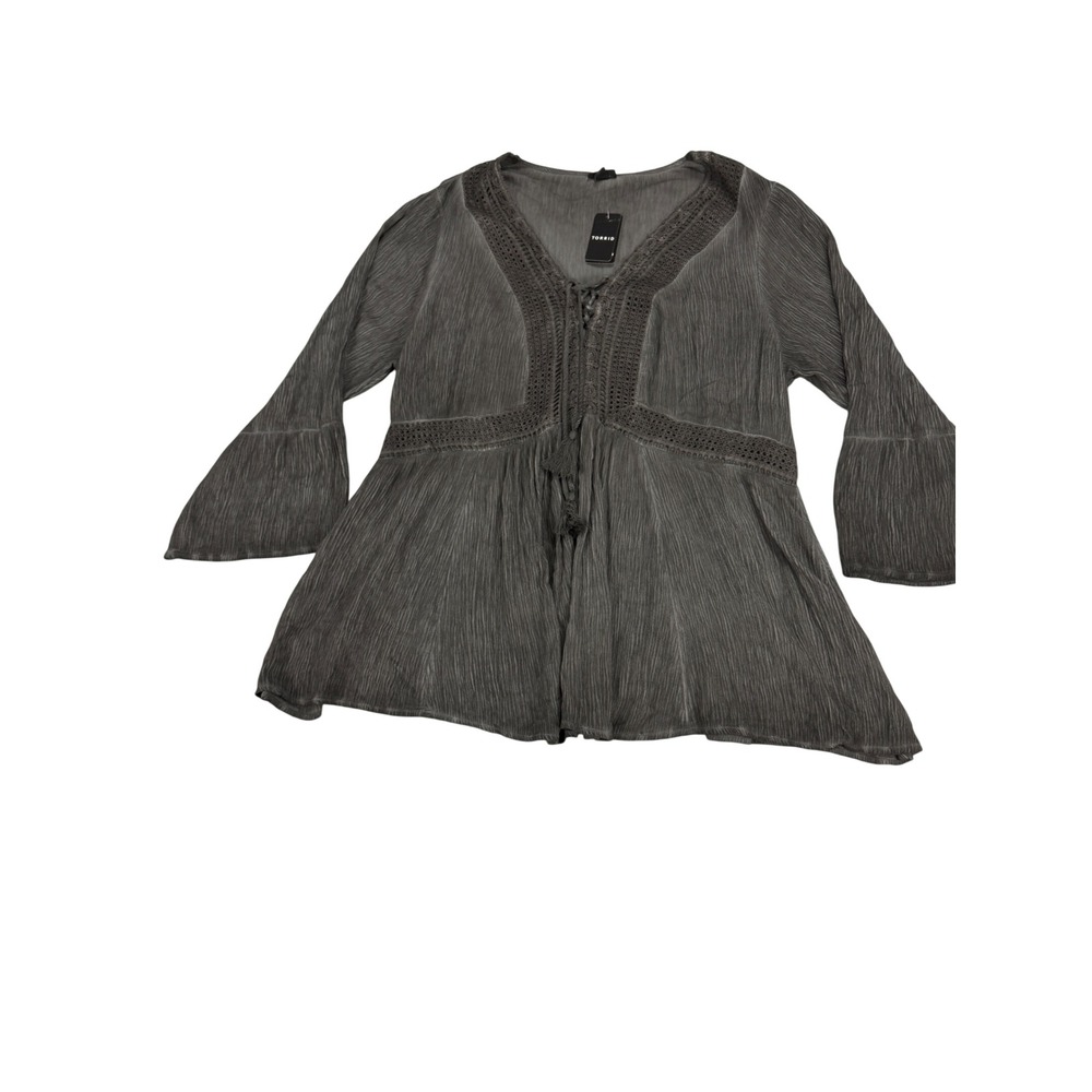 Torrid Womens 2X Grey Crinkle Gauze Lace Up Babydoll Blouse Bell Sleeve MSRP $55